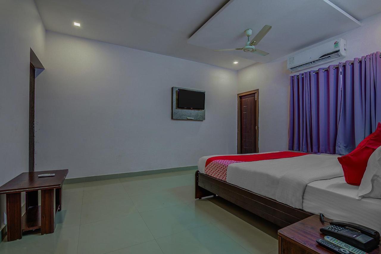 Oyo 8929 Stay Siddhartha Residency Jalāripeta Exterior photo